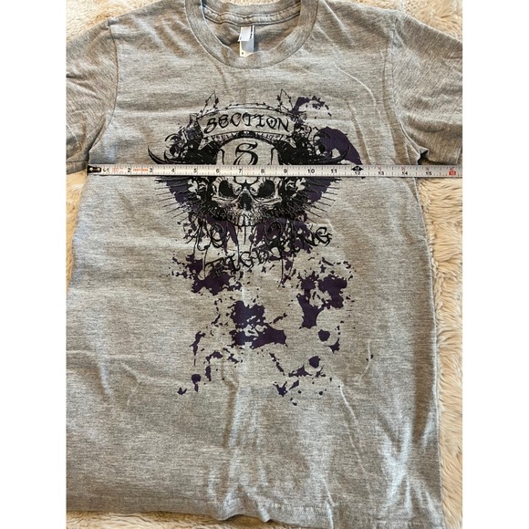 Y2k Skull Wings Graphic Tee Shirt Grey Women's Size S Punk Goth - Picture 3 of 6